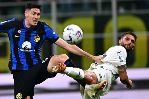 Inter Defender Alessandro Bastoni Celebrates UCL Knockout Qualification