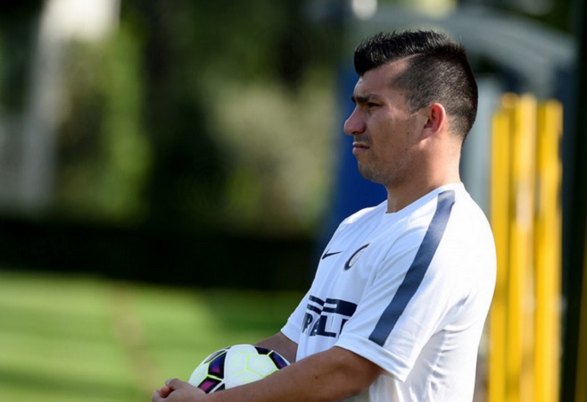 Medel on Twitter: “I’m an Inter player”, official announcement from Inter very close