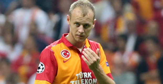 From Turkey: Kaya wants out at Galatasaray