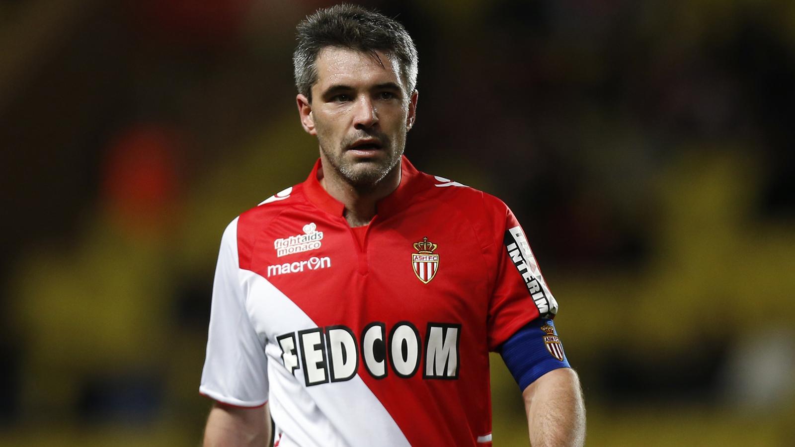 Official: Toulalan renews with Monaco