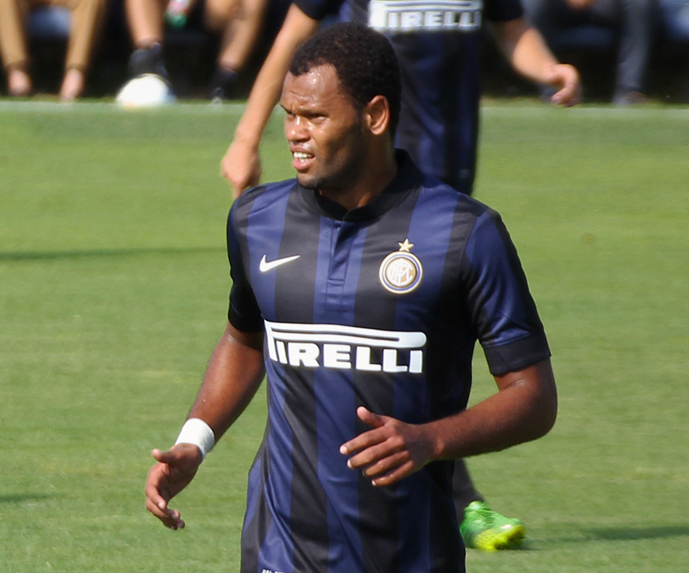 TS: Inter looking for defenders