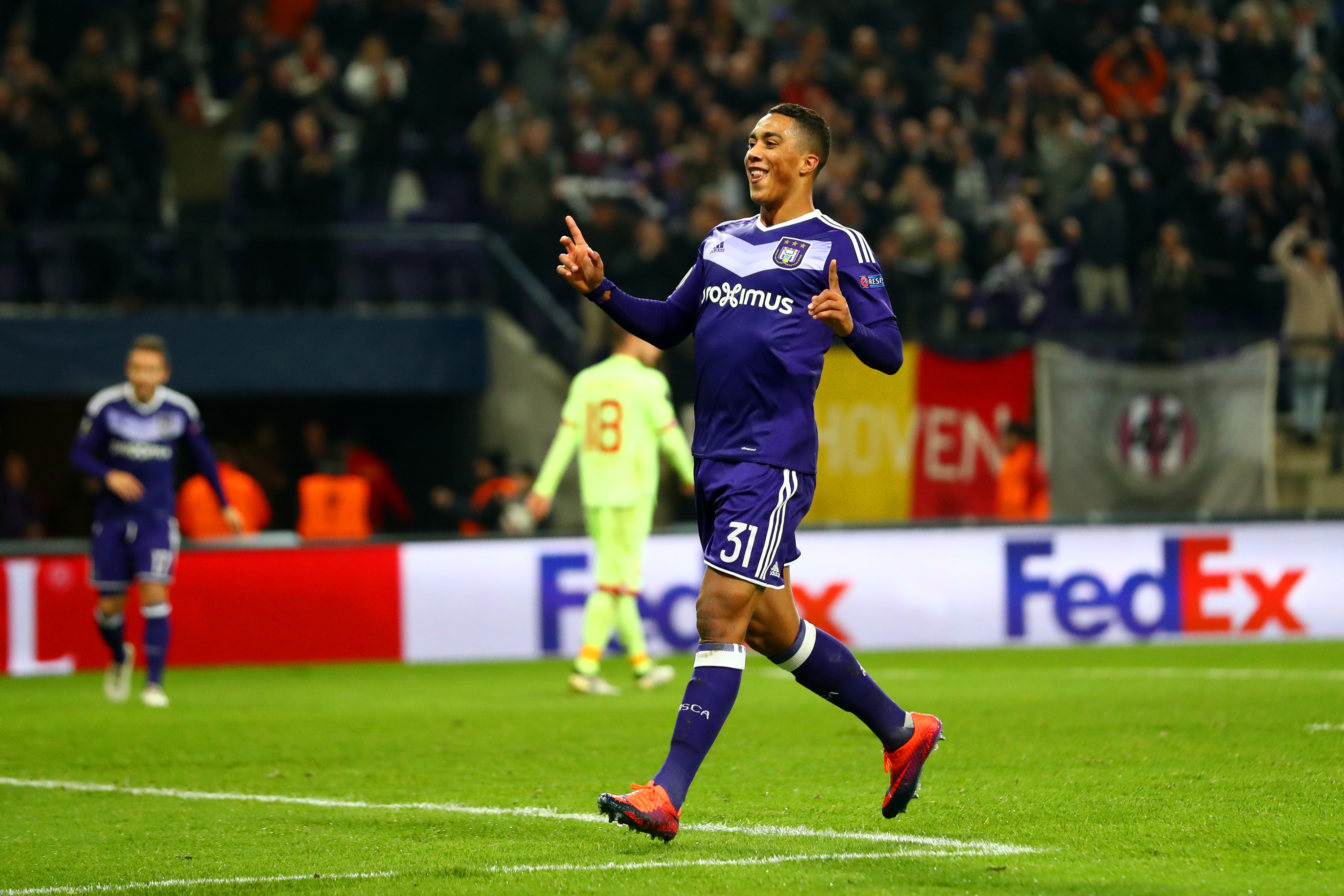 From UK – Seven clubs in for Tielemans including Inter