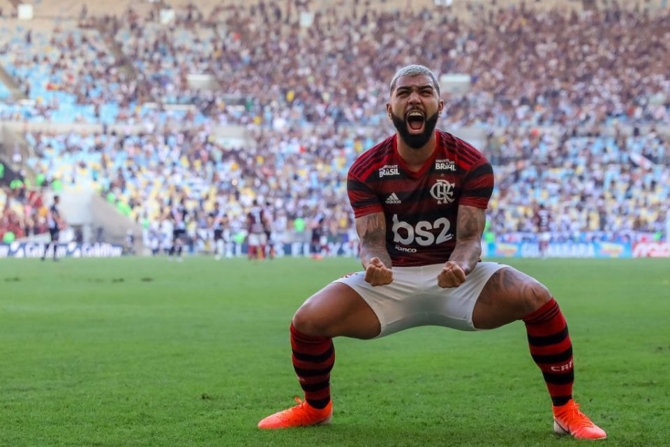 Premier League: Newcastle monitora o atacante Gabigol, do Flamengo -  Superesportes