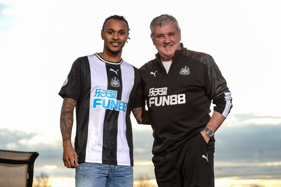 Newcastle Coach Steve Bruce On Inter Owned Valentino Lazaro: “Happy For Him, Great Performance”
