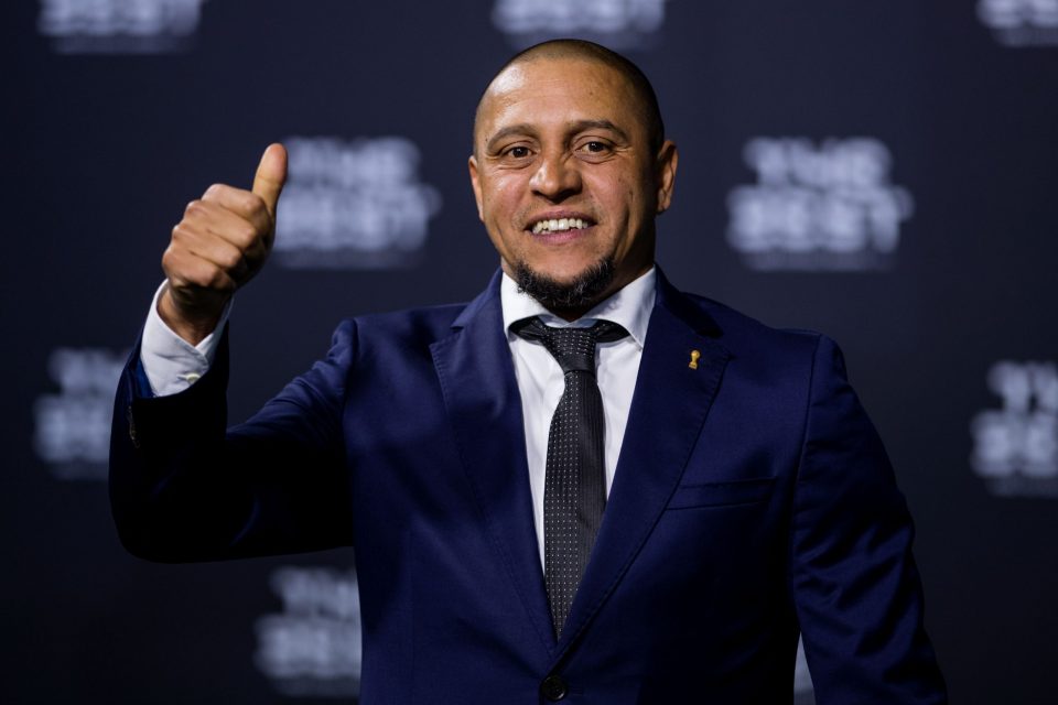 Roberto Carlos holds talks with Real Madrid over joining backroom