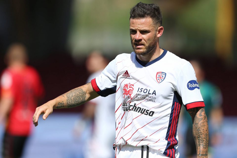 Nahitan Nandez of Cagliari looks on during the Serie A match