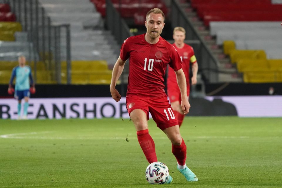 Denmark wants to pay supporters back after Eriksen tribute