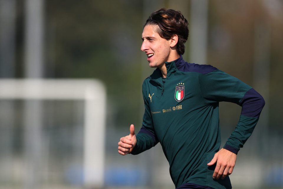 Nerazzurri-Owned Striker Samuele Mulattieri: “I Root For Inter But Focusing On Doing Well On Loan At Frosinone, Ibrahimovic & Milito My Idols”