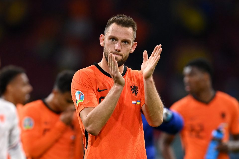 Photo – Inter Defender Stefan De Vrij Celebrates Celebrates Netherlands’ 3-2 Nations League Win Over Wales: “Big Win To End The Season, Now Time To Rest”