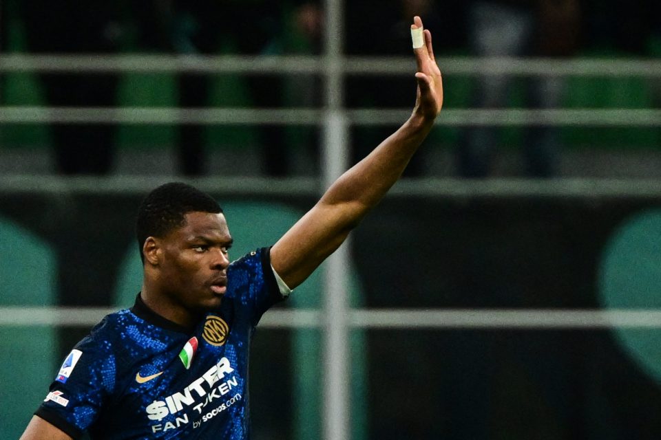 Inter Coach Simone Inzaghi Wants To Keep Denzel Dumfries But Chelsea Continue To Push To Sign Him, Italian Media Report