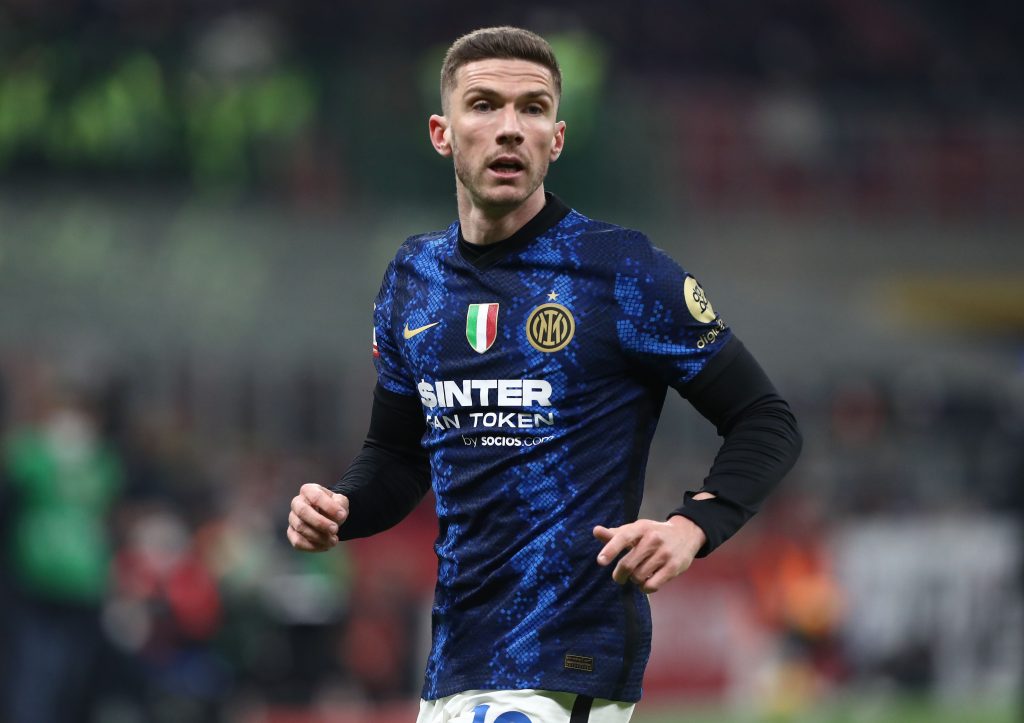 Inter CEO Beppe Marotta Thinking About Signing Another Left-Wingback Amid  Robin Gosens Injury Struggles, Italian Media Report