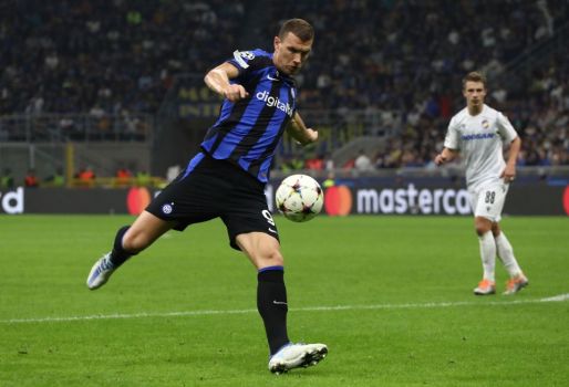 Inter Striker Edin Dzeko Very Happy For Robin Gosens One Of The Most