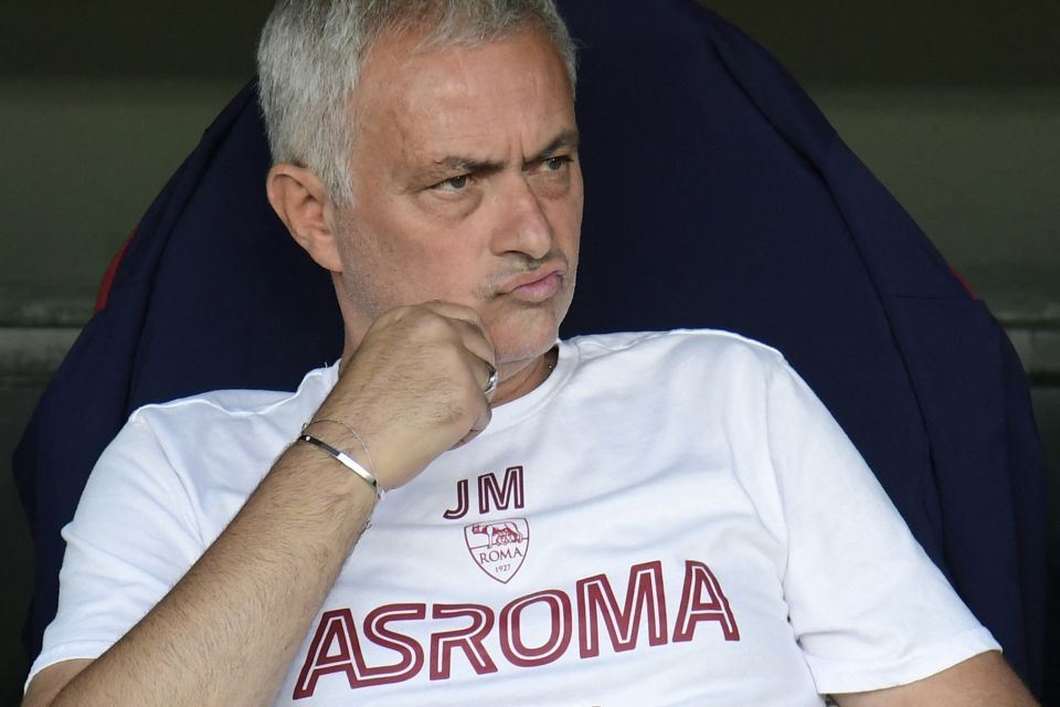 Inter Milan To Miss Out On Ex-Man Utd Defender As Jose Mourinho To Stay At Roma