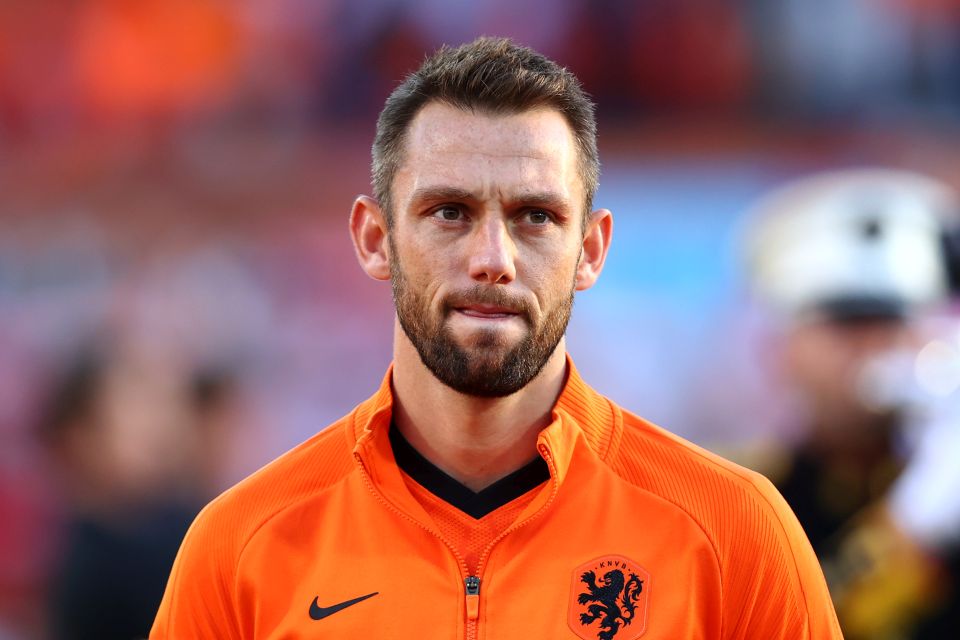 Official – Inter Duo Stefan De Vrij & Denzel Dumfries Called Up To Netherlands Squad For FIFA World Cup In Qatar