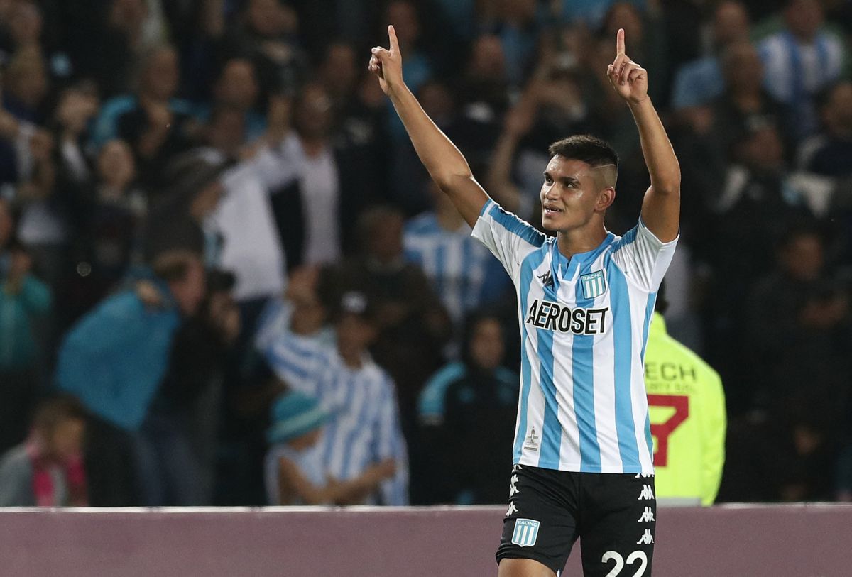 Inter Are Impressed With Racing Club Midfielder Carlos Alcaraz But Face  Competition From Wolves & Porto, Italian Media Report