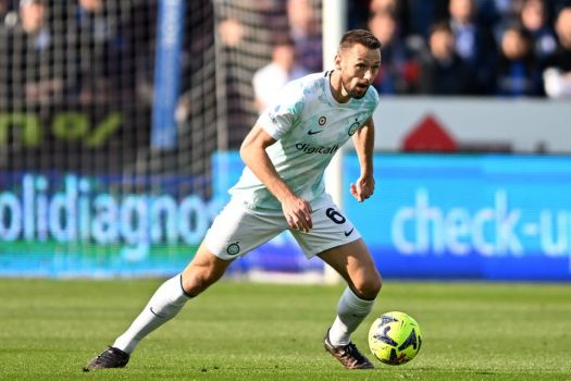 Official Stefan De Vrij Extends Inter Milan Contract Until 2025 8779