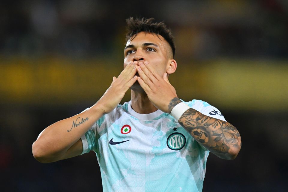 Photo – Inter Milan Striker Lautaro Martinez: “My Family, Thank You For Always Being With Me”