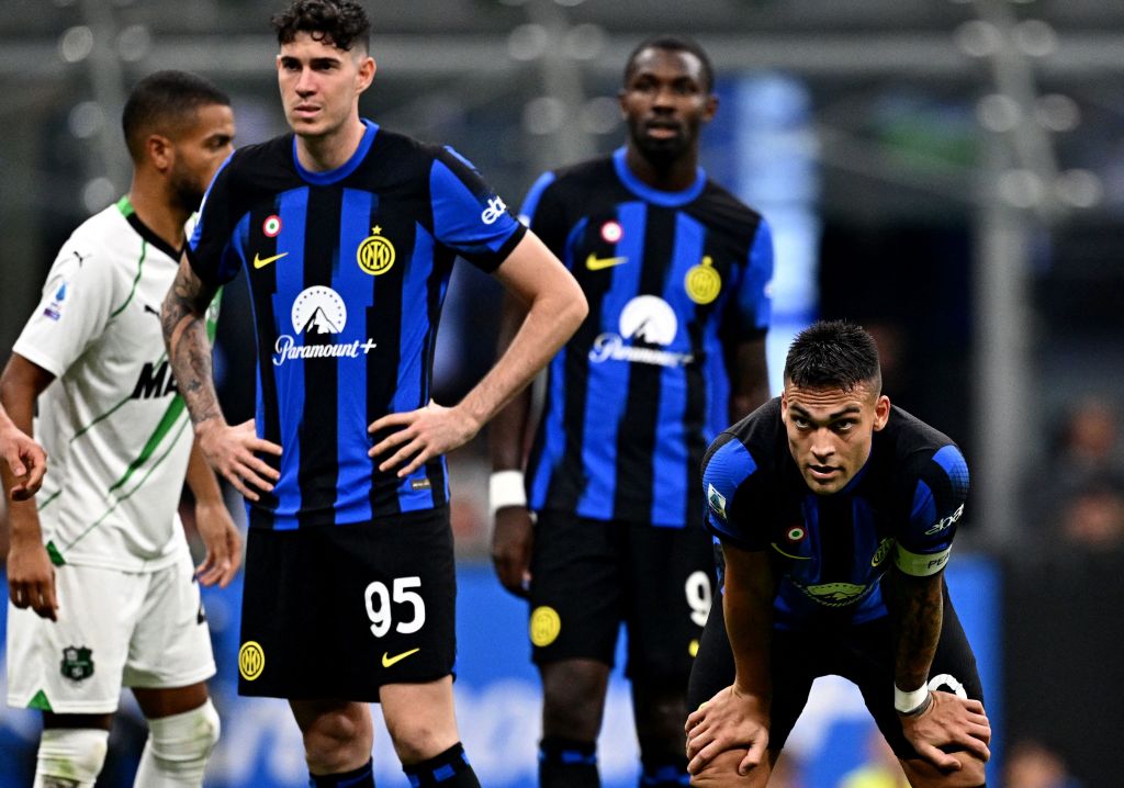 Inter Milan Defender Alessandro Bastoni Lautaro Martinez Marcus Thuram