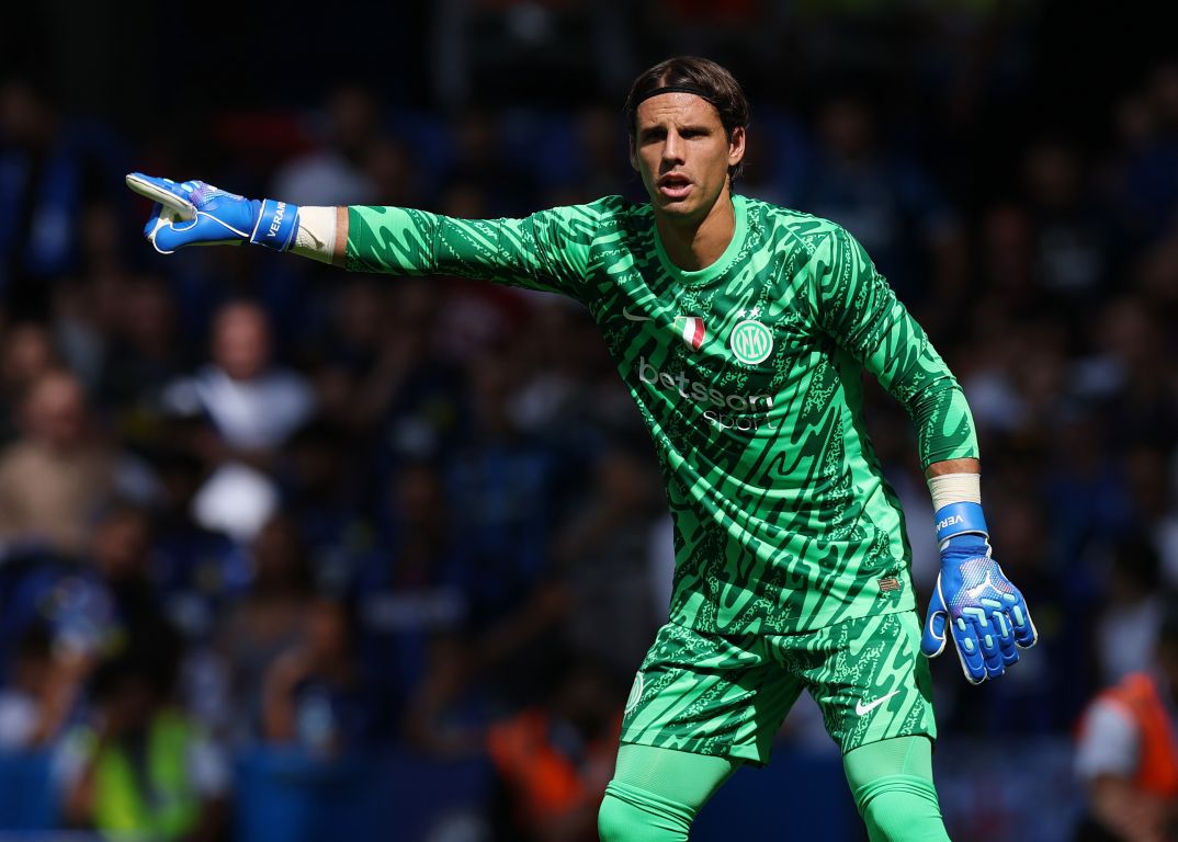 Yann Sommer celebrates Inter 2-0 Atalanta Supercoppa Italiana win