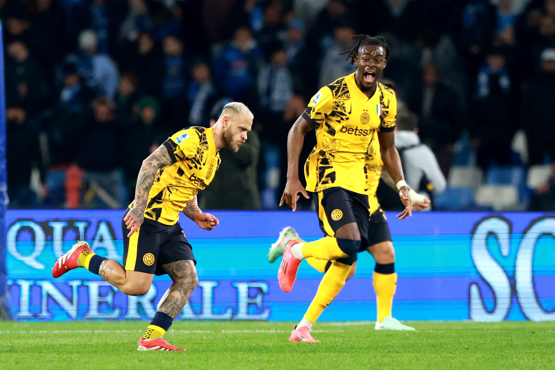 Yann Bisseck Federico Dimarco Inter Milan