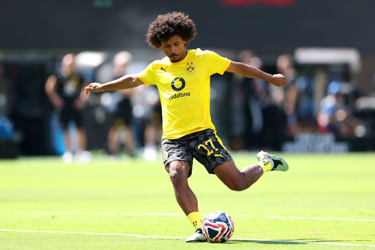 Karim Adeyemi – Hành trình Tìm Lại Sự Tự Tin Trong Màu Áo Vàng Đen