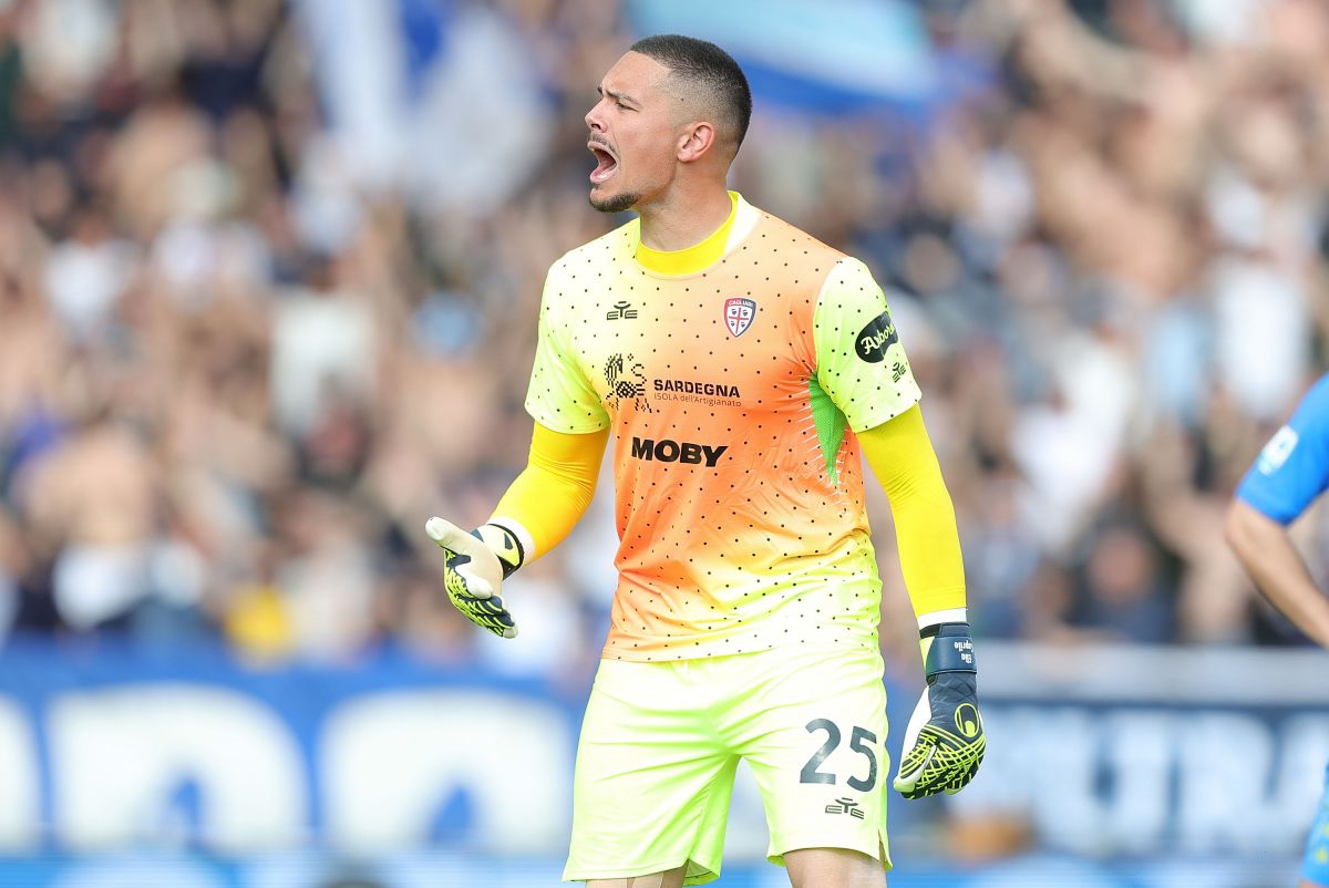 Cagliari Calcio goalkeeper Elia Caprile has reportedly been added to Inter's transfer targets list for next summer